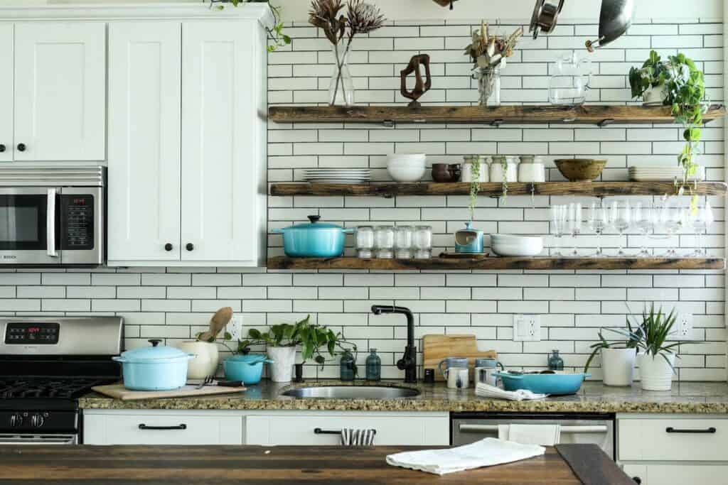 Utensilios de cocina imprescindibles: cuáles necesitas